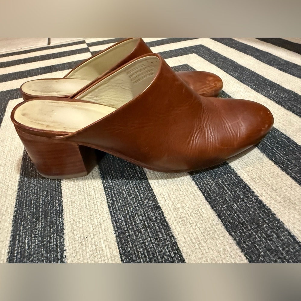Nisolo Paloma Mule in Brandy